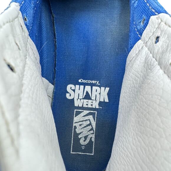 VANS SK8 HI X DISCOVERY Shark Week Skate Shoes Kids 3 Back Zip Save the Sharks - Picture 8 of 10